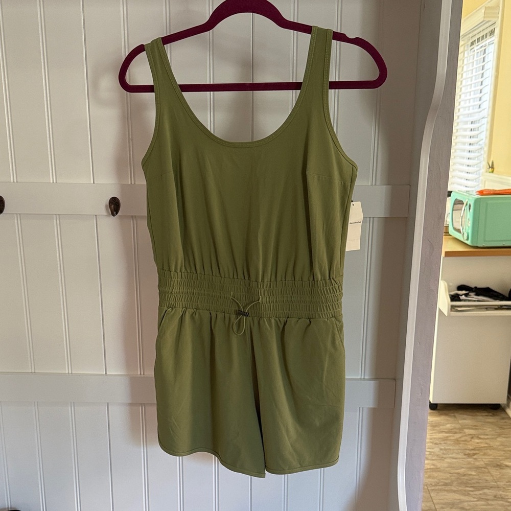 Abercrombie & Fitch Green Sleeveless Romper Activewear